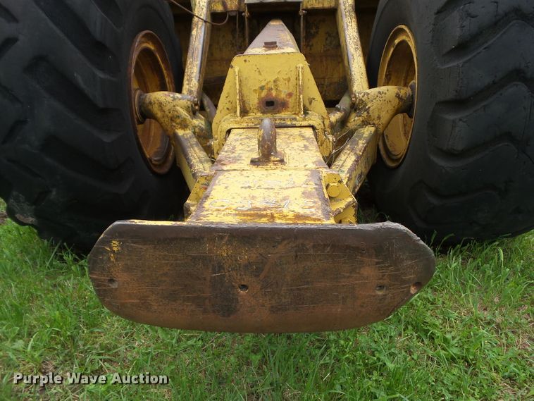 image for item GX9071 Caterpillar 80  pull type scraper