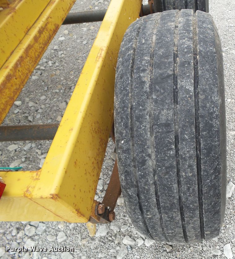 image for item GX9074 2012 Maxi Stringing tile trailer