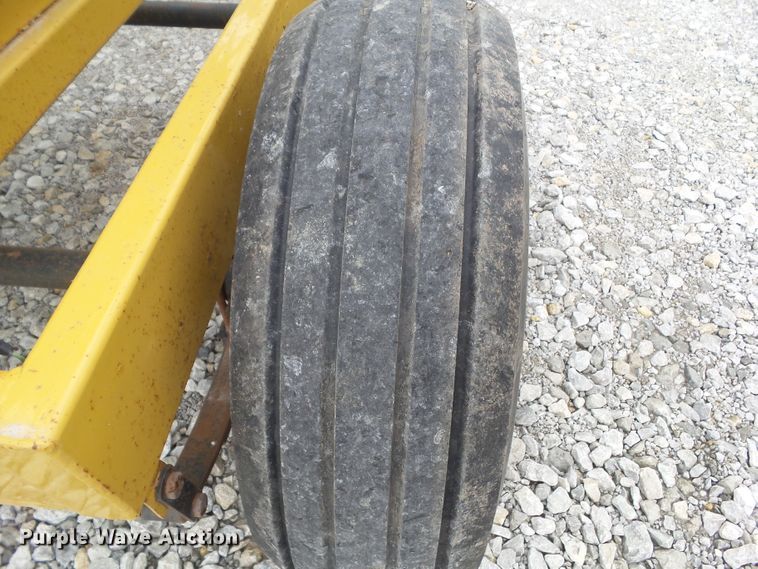 image for item GX9075 2013 Maxi Stringing tile trailer