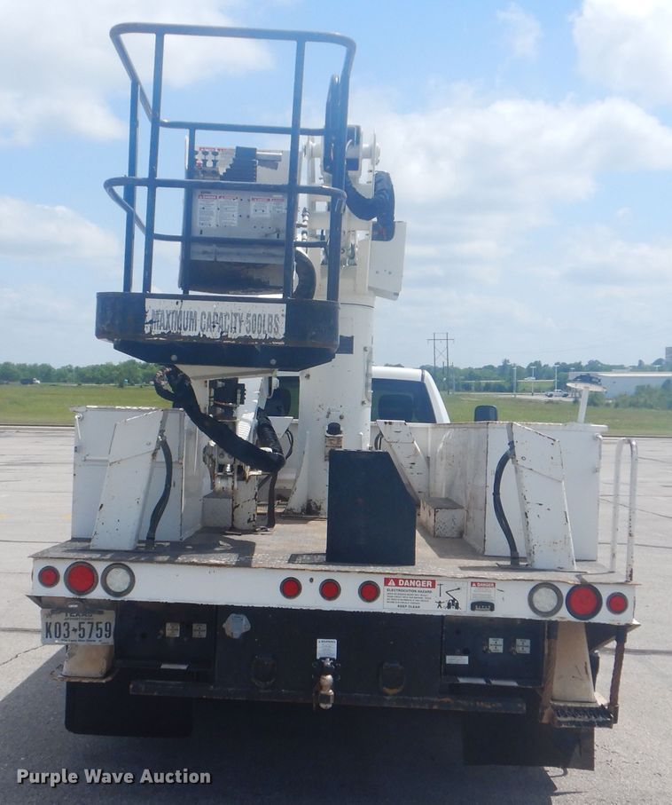 image for item GY9885 2014 Dodge Ram 5500  bucket truck