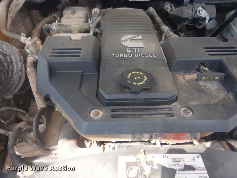 image for item GY9885 2014 Dodge Ram 5500  bucket truck