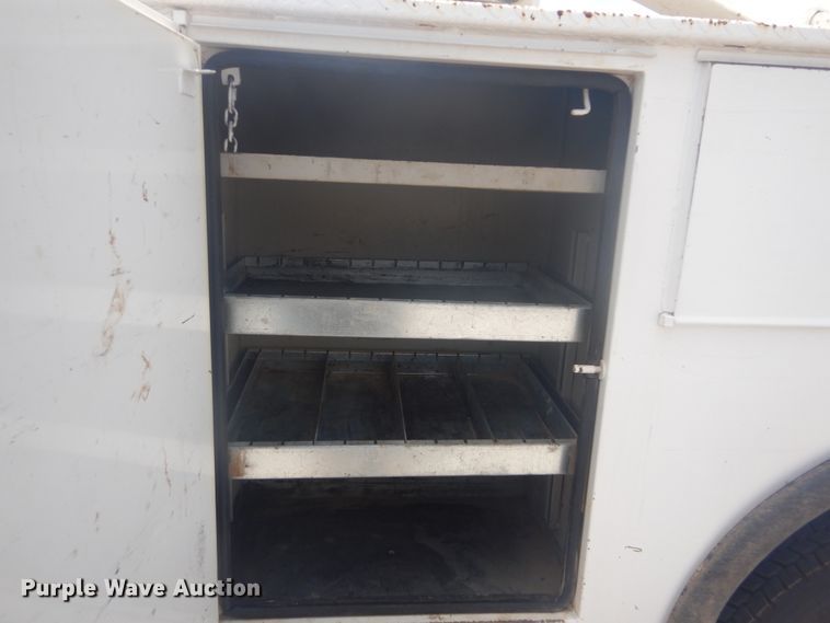 image for item GY9885 2014 Dodge Ram 5500  bucket truck