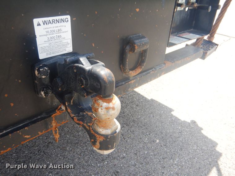 image for item GY9885 2014 Dodge Ram 5500  bucket truck