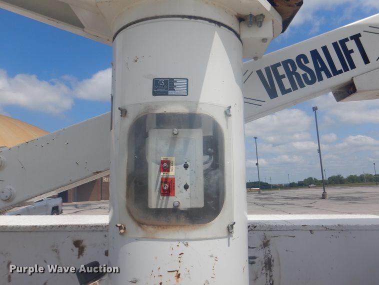 image for item GY9885 2014 Dodge Ram 5500  bucket truck