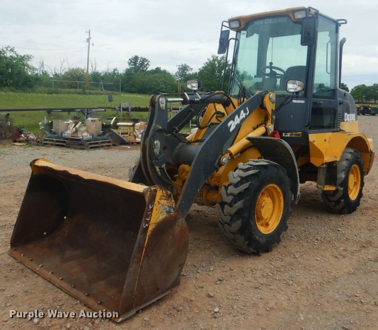 image for item GY9890 2013 John Deere 244J  wheel loader