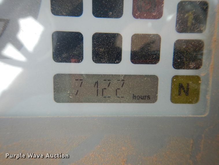 image for item GY9890 2013 John Deere 244J  wheel loader