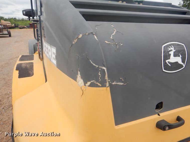 image for item GY9890 2013 John Deere 244J  wheel loader