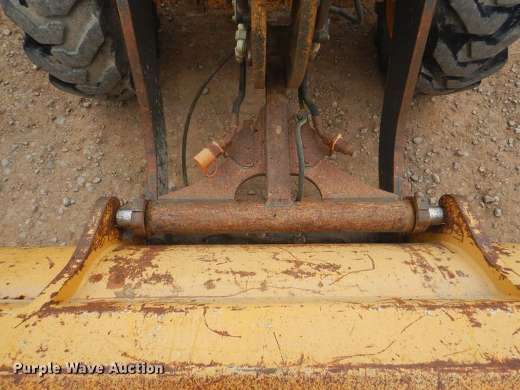 image for item GY9890 2013 John Deere 244J  wheel loader