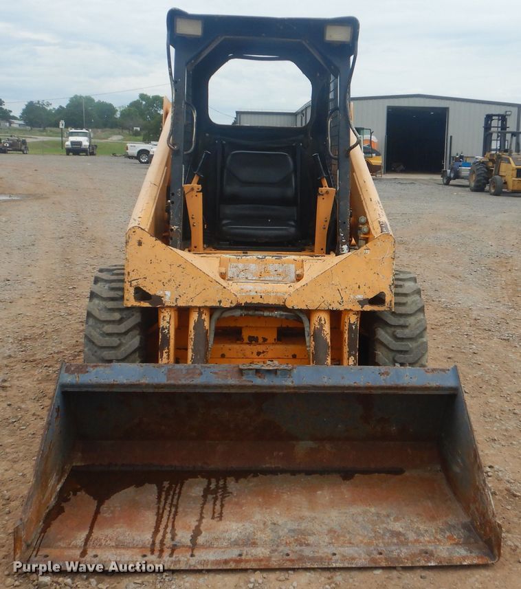 image for item GY9891 1998 Mustang 2050  skid steer loader