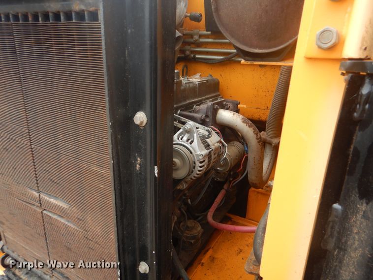 image for item GY9891 1998 Mustang 2050  skid steer loader