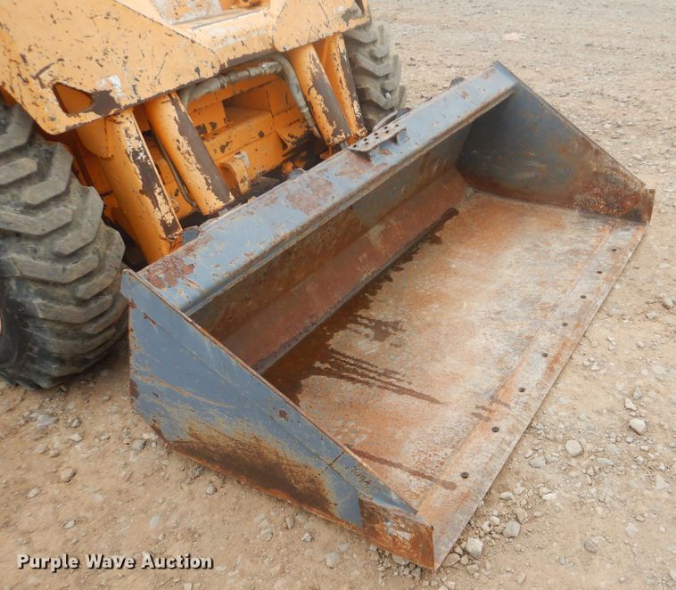 image for item GY9891 1998 Mustang 2050  skid steer loader