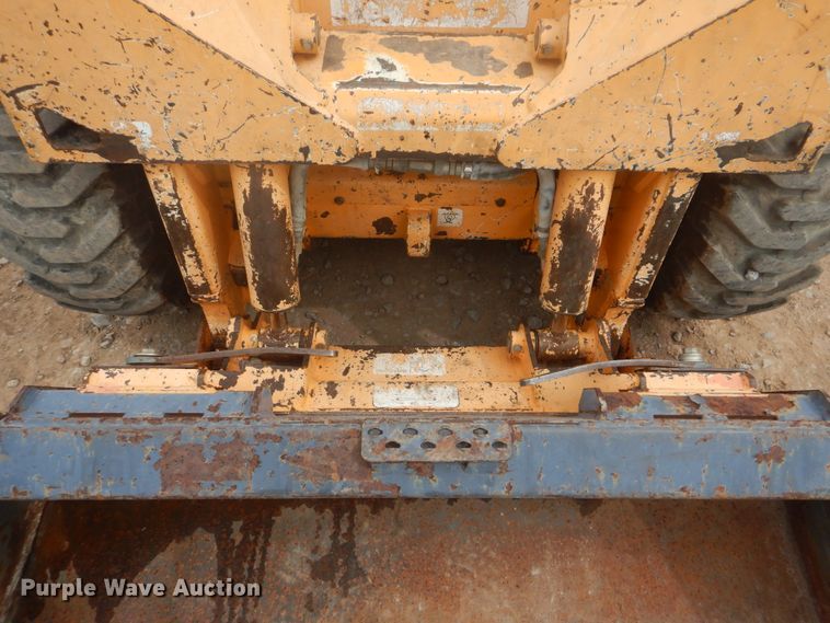 image for item GY9891 1998 Mustang 2050  skid steer loader