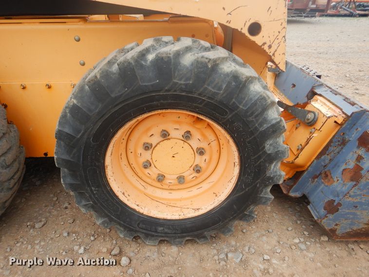 image for item GY9891 1998 Mustang 2050  skid steer loader