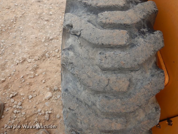 image for item GY9891 1998 Mustang 2050  skid steer loader