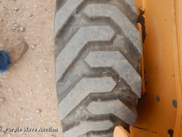 image for item GY9891 1998 Mustang 2050  skid steer loader