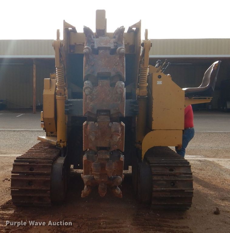 image for item HC9028 1993 Vermeer T-800HT  trencher