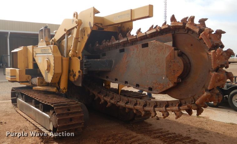 image for item HC9028 1993 Vermeer T-800HT  trencher
