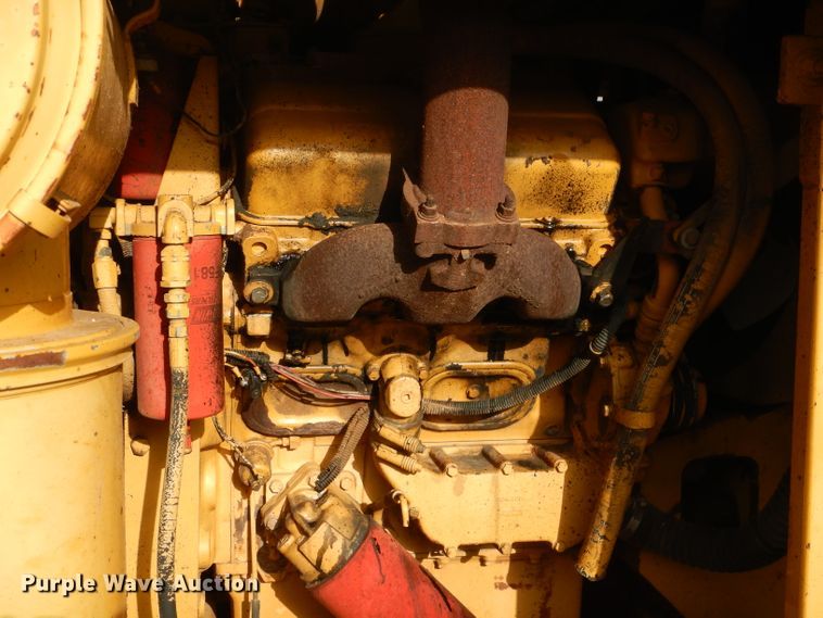 image for item HC9028 1993 Vermeer T-800HT  trencher