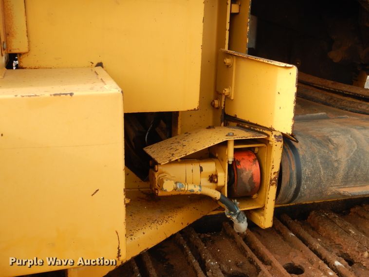 image for item HC9028 1993 Vermeer T-800HT  trencher