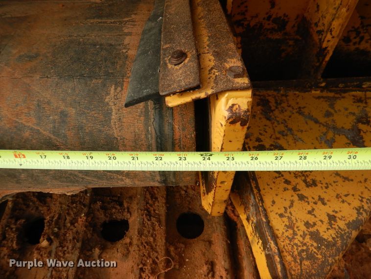 image for item HC9028 1993 Vermeer T-800HT  trencher