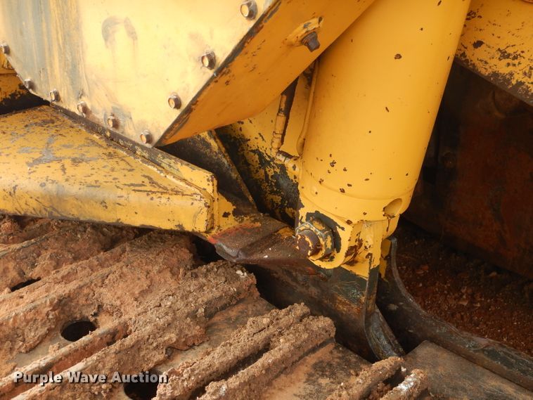 image for item HC9028 1993 Vermeer T-800HT  trencher