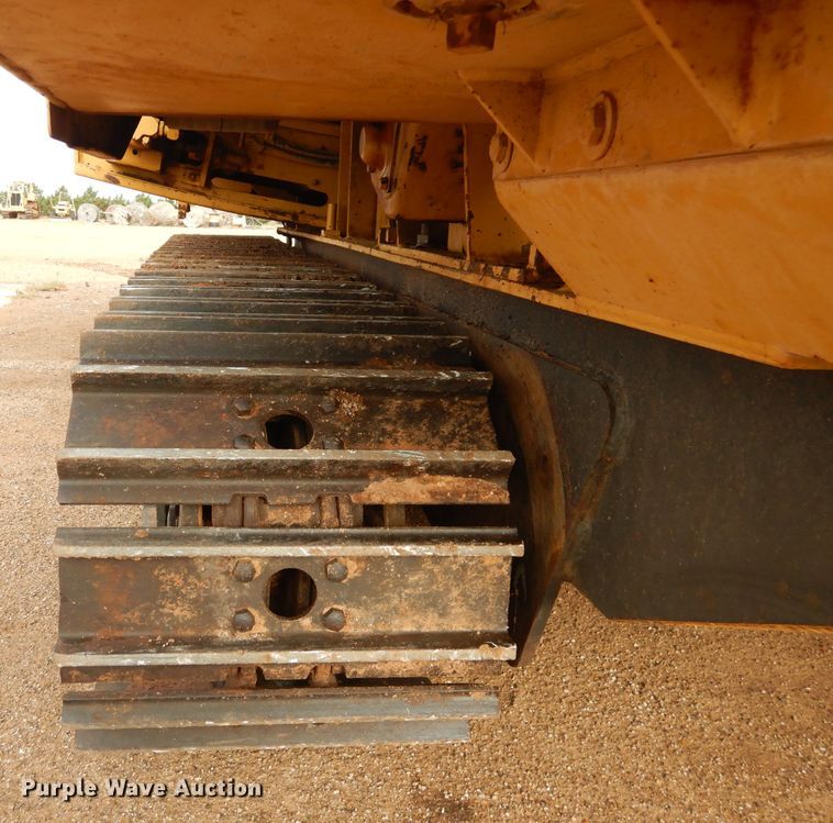 image for item HC9028 1993 Vermeer T-800HT  trencher