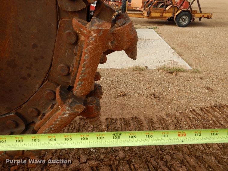 image for item HC9028 1993 Vermeer T-800HT  trencher