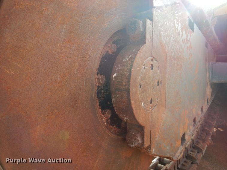 image for item HC9028 1993 Vermeer T-800HT  trencher