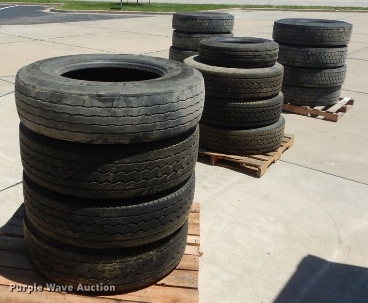 image for item HM9514 (16) tires