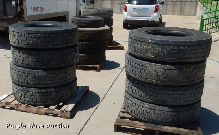 image for item HM9514 (16) tires
