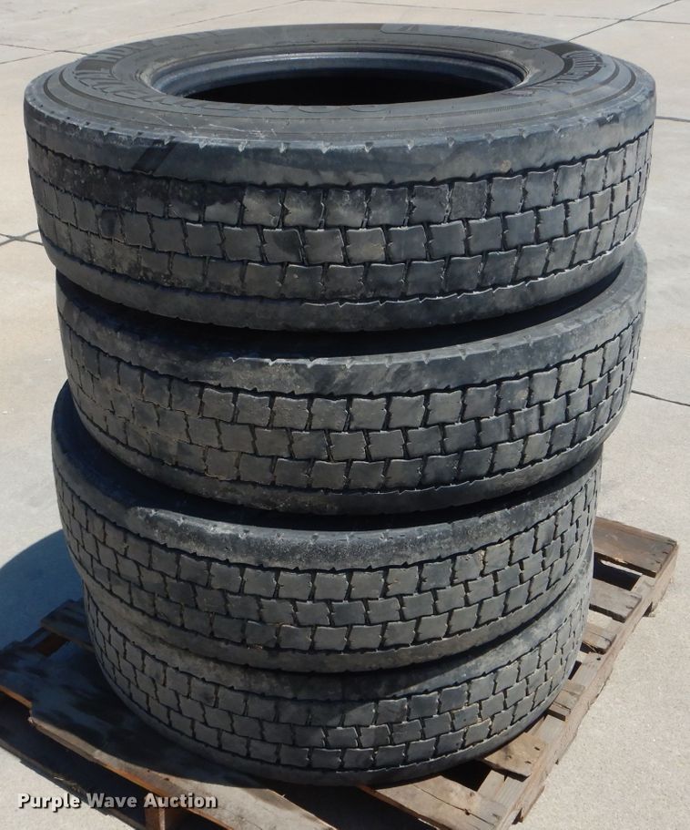 image for item HM9514 (16) tires