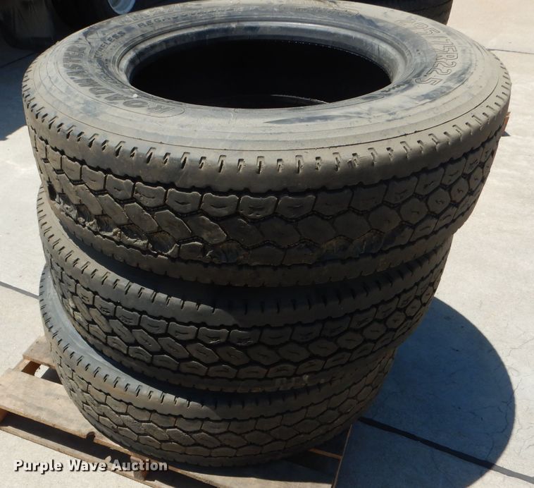 image for item HM9514 (16) tires