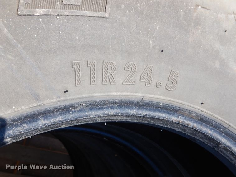 image for item HM9515 (25) 11R24.5 tires