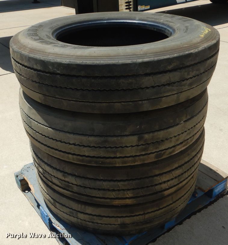 image for item HM9515 (25) 11R24.5 tires