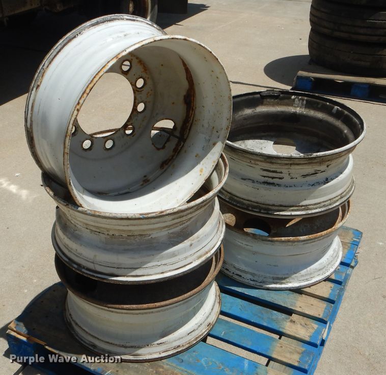 image for item HM9516 (5) 24.5 steel wheels