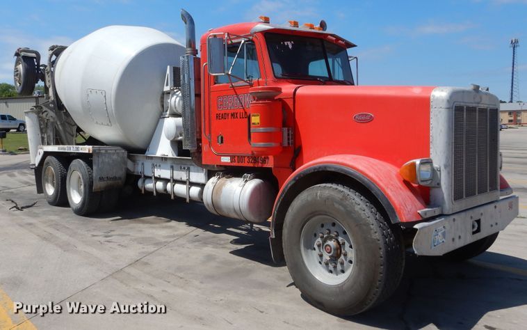 image for item HS9554 2000 Peterbilt 357  ready mix truck
