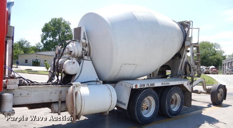 image for item HS9554 2000 Peterbilt 357  ready mix truck