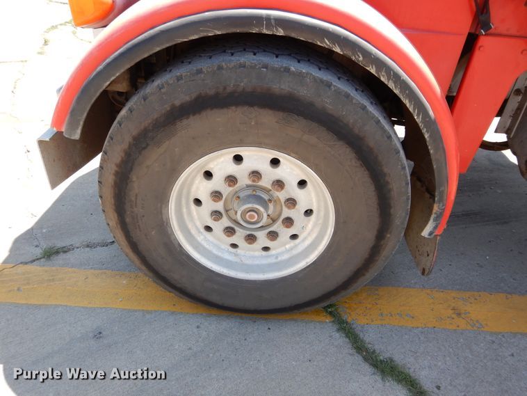 image for item HS9554 2000 Peterbilt 357  ready mix truck