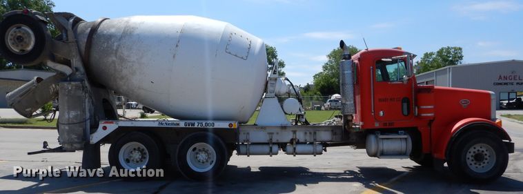 image for item HS9555 2000 Peterbilt 357  ready mix truck