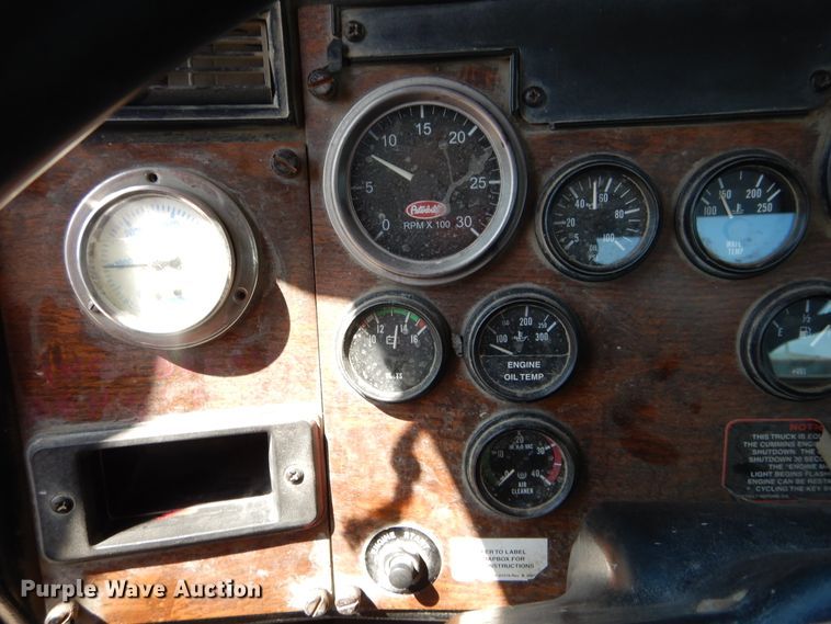 image for item HS9555 2000 Peterbilt 357  ready mix truck