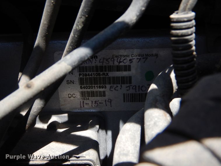 image for item HS9555 2000 Peterbilt 357  ready mix truck