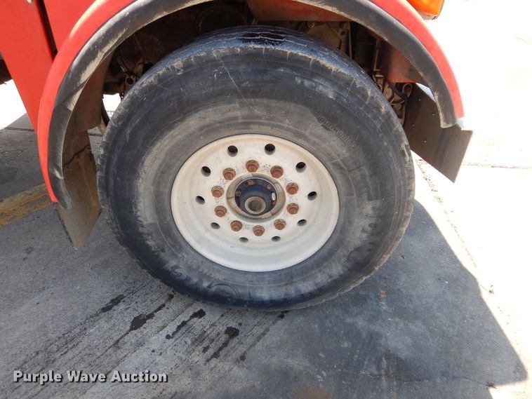 image for item HS9555 2000 Peterbilt 357  ready mix truck