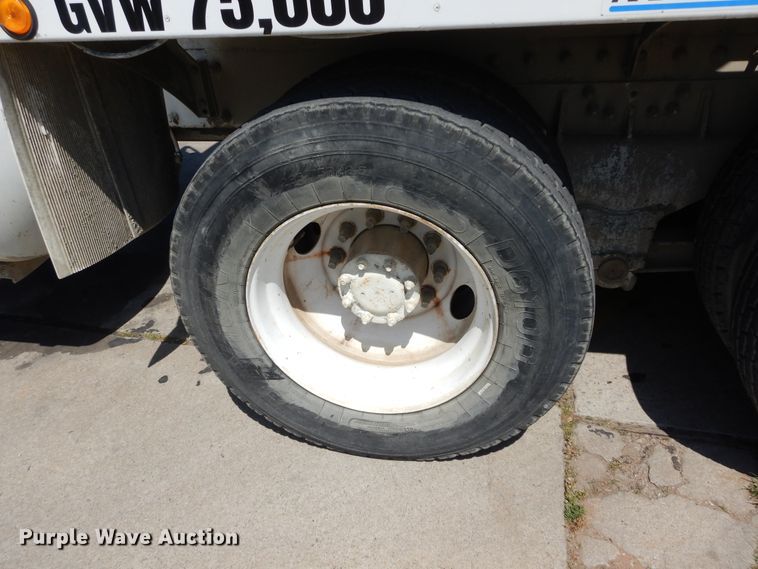 image for item HS9555 2000 Peterbilt 357  ready mix truck