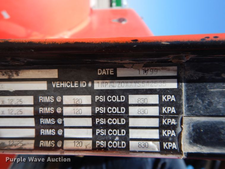 image for item HS9555 2000 Peterbilt 357  ready mix truck