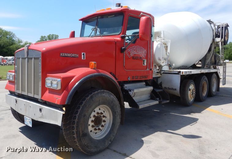 image for item HS9556 2000 Kenworth W900  ready mix truck