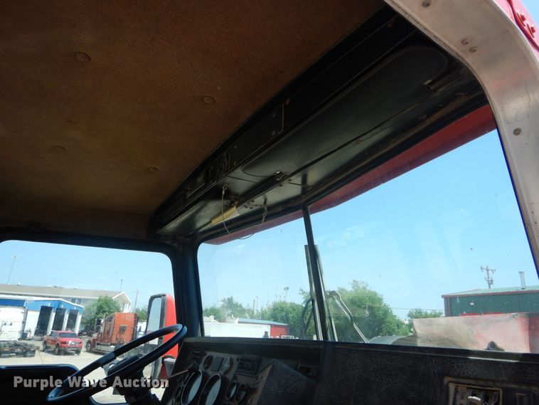 image for item HS9556 2000 Kenworth W900  ready mix truck