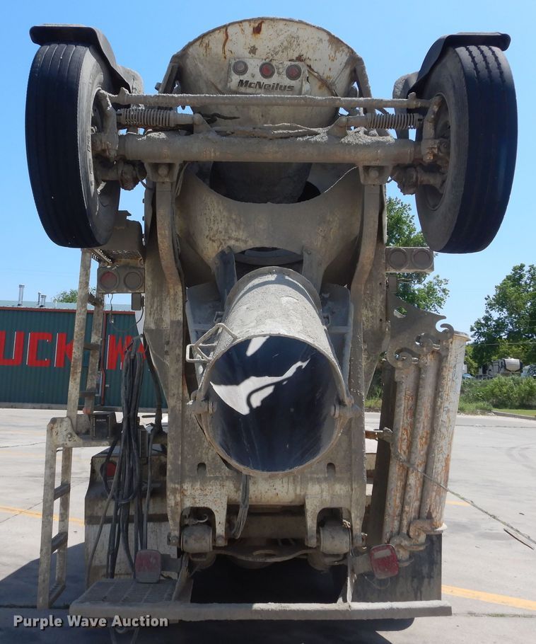 image for item HS9556 2000 Kenworth W900  ready mix truck