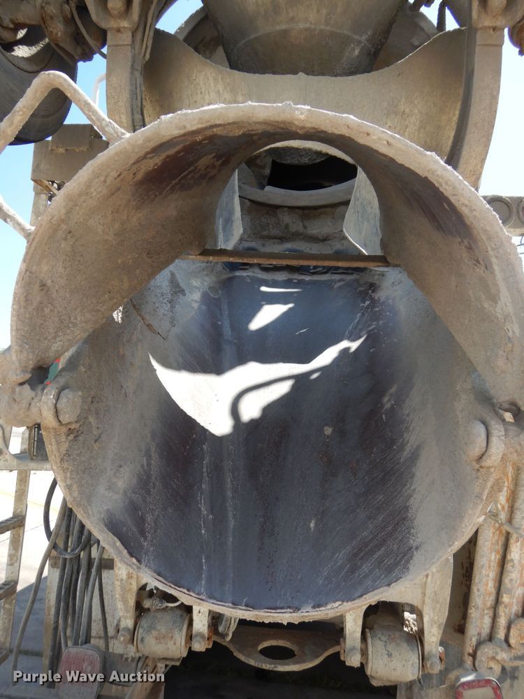 image for item HS9556 2000 Kenworth W900  ready mix truck