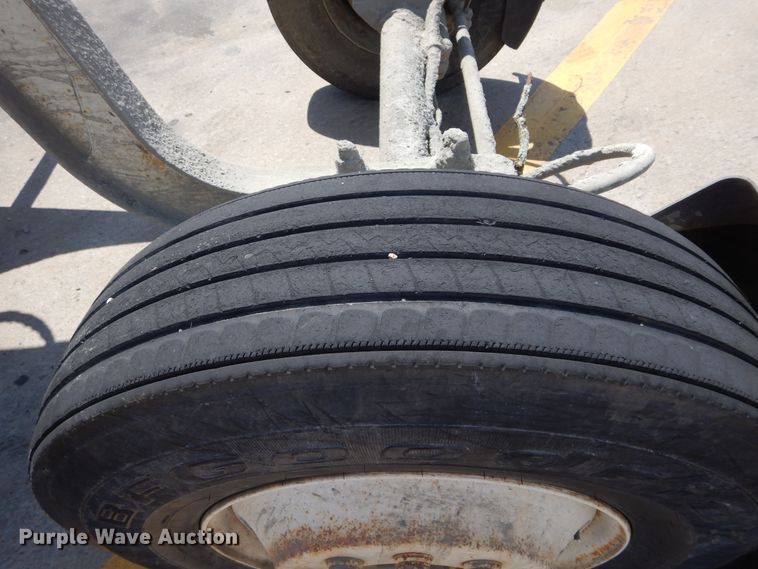 image for item HS9556 2000 Kenworth W900  ready mix truck