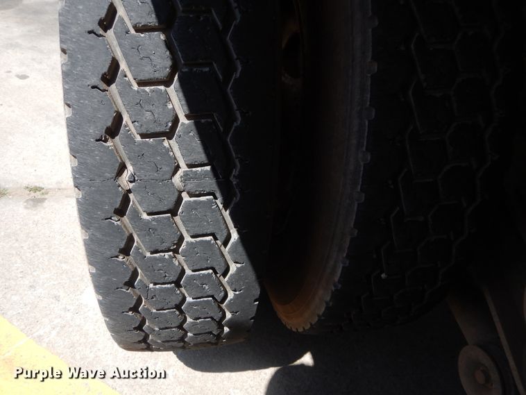 image for item HS9556 2000 Kenworth W900  ready mix truck